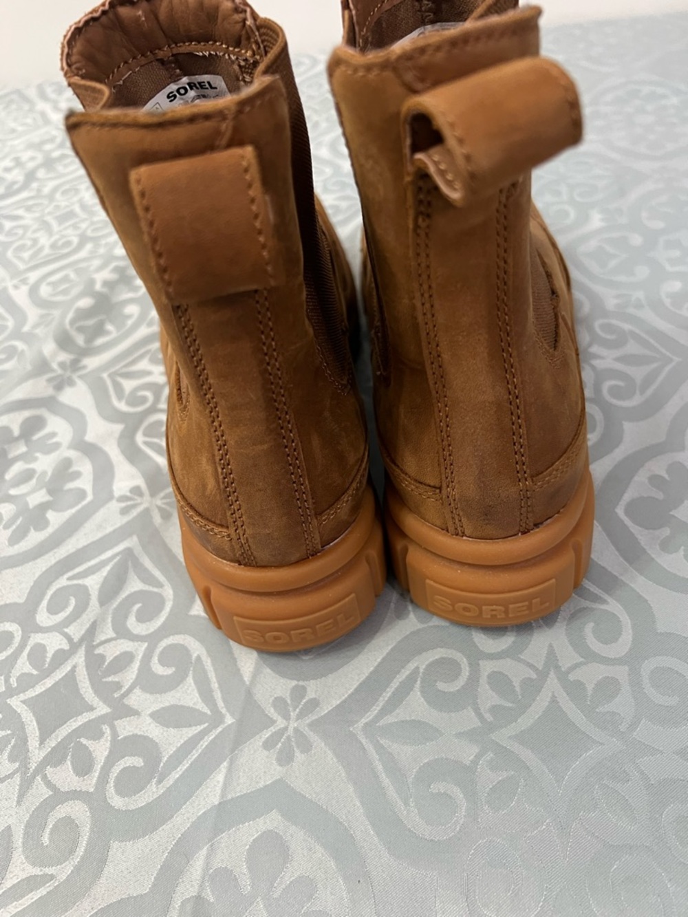 Sorel Brown Tan Chelsea Ankle Boots size 8 caramel color - Picture 10 of 13